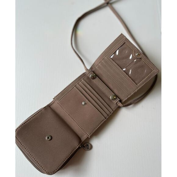 The Sak Crossbody Wallet Wristlet Compact Bag Taupe New Without Tags - Picture 3 of 5